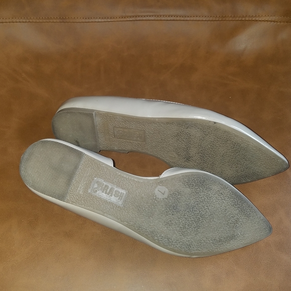 Brash Nude Flats - Picture 4 of 4